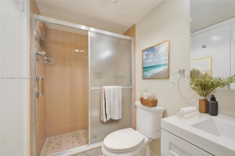 Copropriété à vendre à Dania Beach, Floride: 2 chambres, 106.28 m2 № 1331586 - photo 9