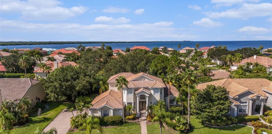 Villa ou maison à Apollo Beach, Floride 5 chambres, 309.09 m2 № 1339816