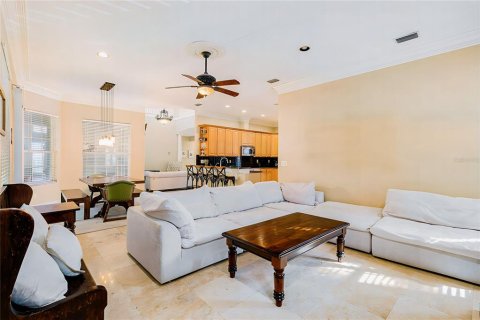 Casa en venta en Apollo Beach, Florida, 5 dormitorios, 309.09 m2 № 1339816 - foto 12