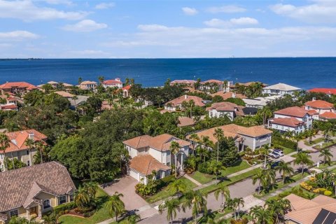 Villa ou maison à vendre à Apollo Beach, Floride: 5 chambres, 309.09 m2 № 1339816 - photo 4