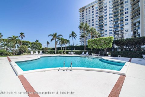 Condo in West Palm Beach, Florida, 1 bedroom  № 1045472 - photo 3