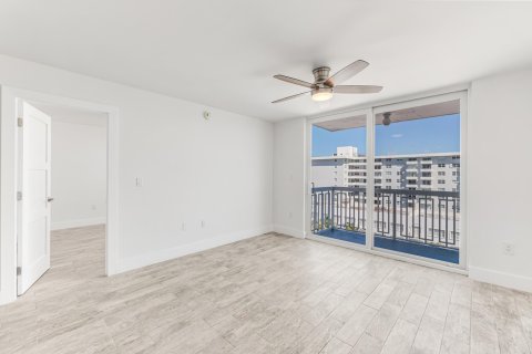 Copropriété à vendre à Miami Beach, Floride: 1 chambre, 60.85 m2 № 1045473 - photo 17
