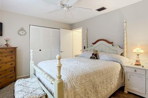 Condo in DeLand, Florida, 2 bedrooms  № 1063583 - photo 4