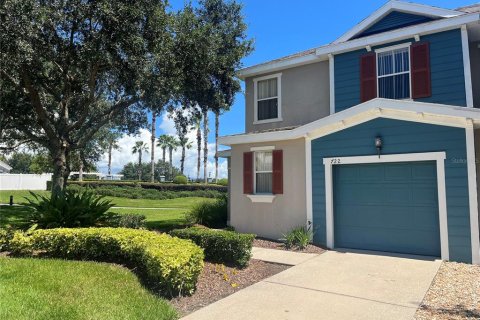 Townhouse in Mount Dora, Florida 4 bedrooms, 191.94 sq.m. № 1347086 - photo 1