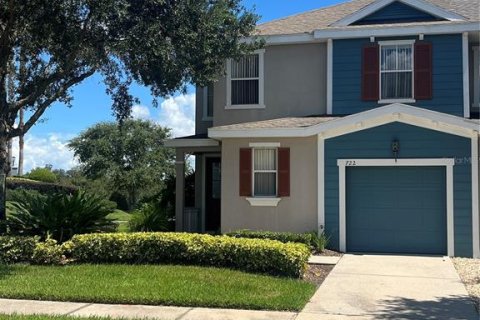 Adosado en venta en Mount Dora, Florida, 4 dormitorios, 191.94 m2 № 1347086 - foto 2