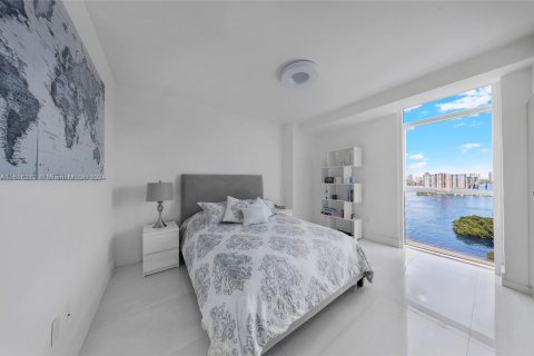 Condo in Sunny Isles Beach, Florida, 3 bedrooms  № 1238247 - photo 28