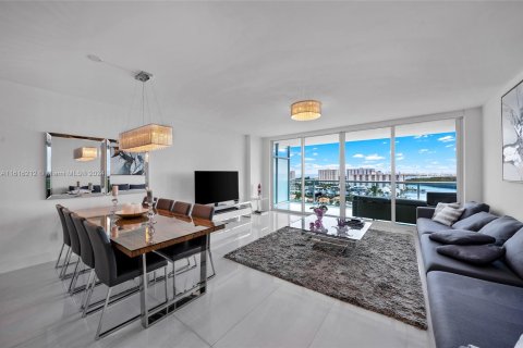 Condo in Sunny Isles Beach, Florida, 3 bedrooms  № 1238247 - photo 6