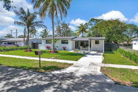Villa ou maison à vendre à Plantation, Floride: 3 chambres, 128.76 m2 № 1070211 - photo 1