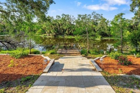 Villa ou maison à vendre à North Port, Floride: 3 chambres, 198.16 m2 № 1268374 - photo 4