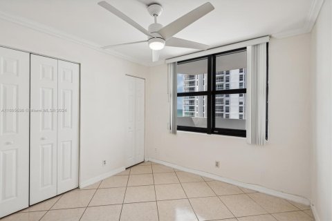 Condo in Miami Beach, Florida, 2 bedrooms  № 1232508 - photo 8