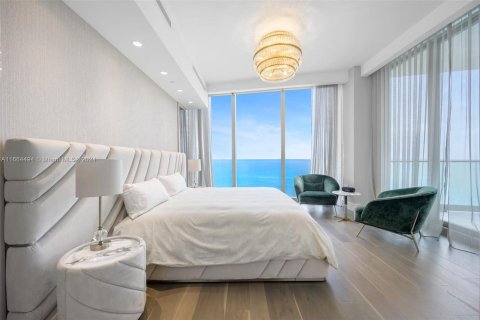 Condo in Sunny Isles Beach, Florida, 5 bedrooms  № 1377592 - photo 28