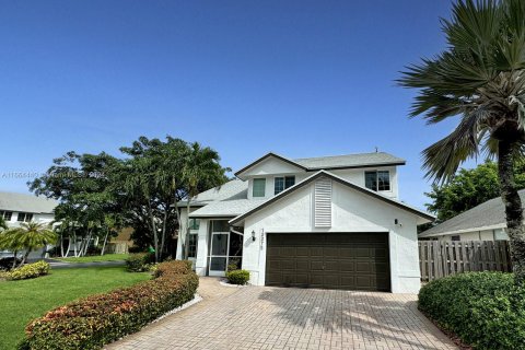 Casa en venta en Sunrise, Florida, 4 dormitorios, 173.36 m2 № 1377590 - foto 3