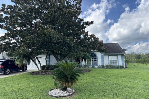 Villa ou maison à vendre à Orlando, Floride: 4 chambres, 221.66 m2 № 1392523 - photo 1