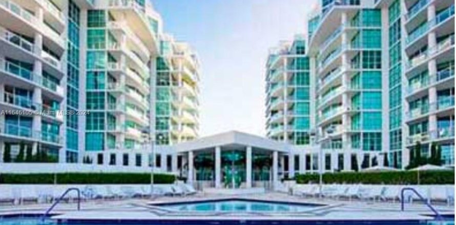 Condo à Aventura, Floride, 2 chambres  № 1328814