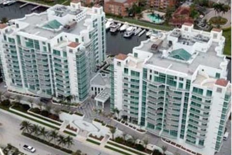 Condominio en venta en Aventura, Florida, 2 dormitorios, 115.29 m2 № 1328814 - foto 2