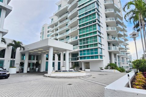 Copropriété à vendre à Aventura, Floride: 2 chambres, 115.29 m2 № 1328814 - photo 7