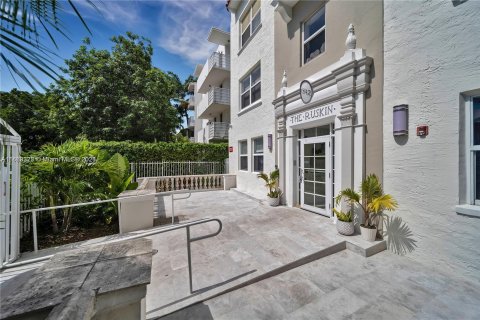 Copropriété à vendre à Miami Beach, Floride: 1 chambre, 49.24 m2 № 1372848 - photo 12