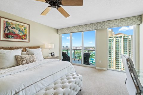 Condo in Aventura, Florida, 3 bedrooms  № 1420241 - photo 9