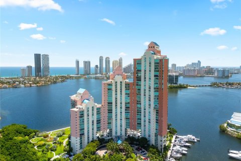 Condo in Aventura, Florida, 3 bedrooms  № 1420241 - photo 20