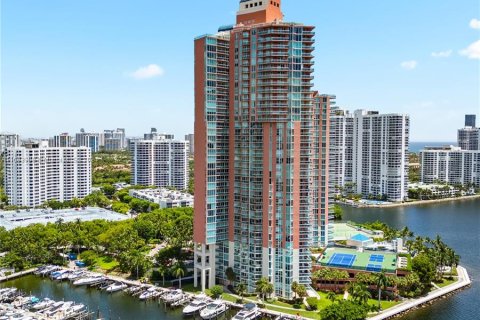 Condo in Aventura, Florida, 3 bedrooms  № 1420241 - photo 27