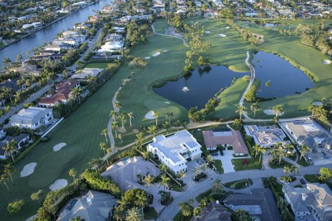 Villa ou maison à vendre à Boca Raton, Floride: 6 chambres, 819.96 m2 № 1024358 - photo 1