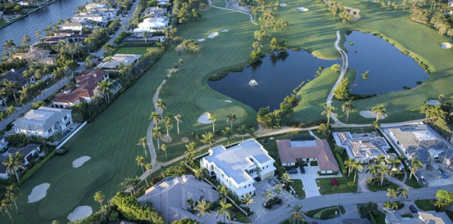 Villa ou maison à Boca Raton, Floride 6 chambres, 819.96 m2 № 1024358