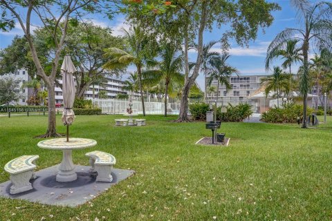 Copropriété à vendre à Hollywood, Floride: 1 chambre, 72 m2 № 1049397 - photo 21