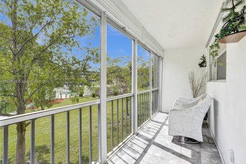 Copropriété à vendre à Hollywood, Floride: 1 chambre, 72 m2 № 1049397 - photo 17