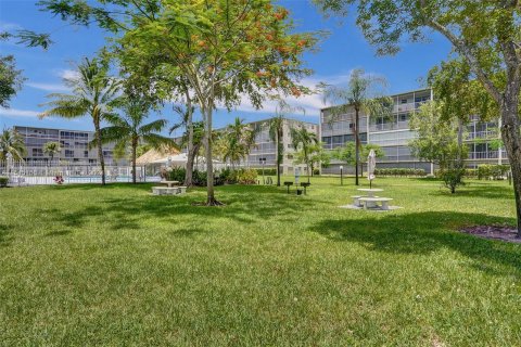 Copropriété à vendre à Hollywood, Floride: 1 chambre, 72 m2 № 1049397 - photo 20