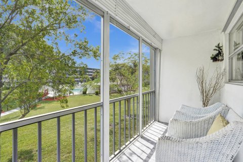 Copropriété à vendre à Hollywood, Floride: 1 chambre, 72 m2 № 1049397 - photo 16