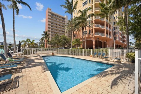 Condominio en venta en Pompano Beach, Florida, 3 dormitorios, 182.18 m2 № 1210575 - foto 5