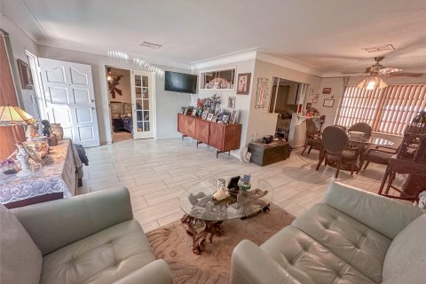 Villa ou maison à vendre à Oakland Park, Floride: 2 chambres, 120.77 m2 № 1031673 - photo 3
