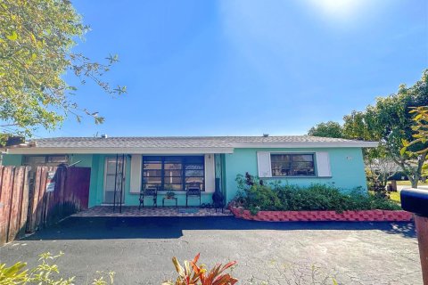 Villa ou maison à vendre à Oakland Park, Floride: 2 chambres, 120.77 m2 № 1031673 - photo 2