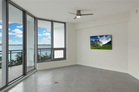 Condominio en venta en Tampa, Florida, 3 dormitorios, 249.81 m2 № 1062056 - foto 8
