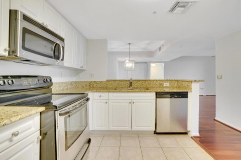 Copropriété à vendre à Fort Lauderdale, Floride: 2 chambres, 106.65 m2 № 1079195 - photo 15