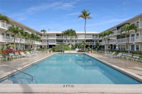 Condominio en venta en Wilton Manors, Florida, 2 dormitorios, 85.93 m2 № 1045733 - foto 24