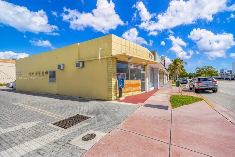 Купить коммерческую недвижимость в Майами-Бич, Флорида № 1017823 - фото 5