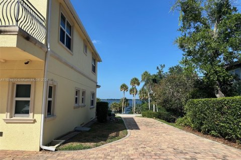 Villa ou maison à vendre à Cocoa, Floride: 5 chambres, 406.17 m2 № 1232912 - photo 17