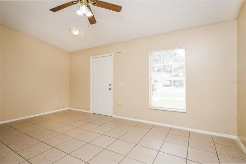 House in Winter Haven, Florida 3 bedrooms, 114.55 sq.m. № 1397279 - photo 3