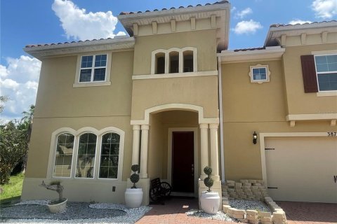 Villa ou maison à vendre à Kissimmee, Floride: 5 chambres, 370.68 m2 № 1307646 - photo 2