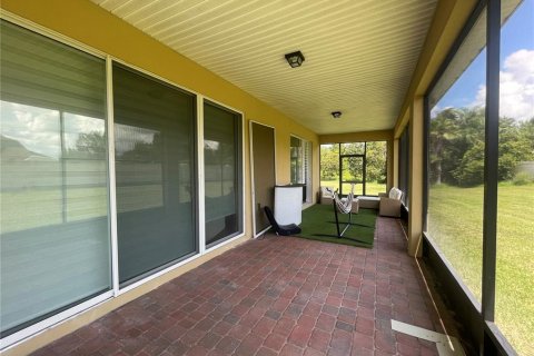 Villa ou maison à vendre à Kissimmee, Floride: 5 chambres, 370.68 m2 № 1307646 - photo 25