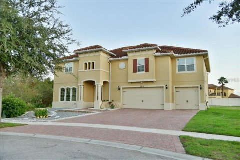 Villa ou maison à vendre à Kissimmee, Floride: 5 chambres, 370.68 m2 № 1307646 - photo 4