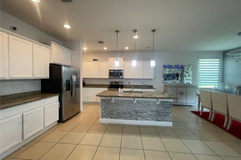 House in Kissimmee, Florida 5 bedrooms, 370.68 sq.m. № 1307646 - photo 6