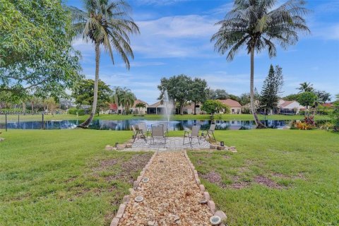 Villa ou maison à vendre à Davie, Floride: 4 chambres, 209.4 m2 № 1360806 - photo 4