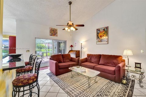 Casa en venta en Davie, Florida, 4 dormitorios, 209.4 m2 № 1360806 - foto 14