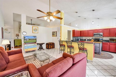 Casa en venta en Davie, Florida, 4 dormitorios, 209.4 m2 № 1360806 - foto 15