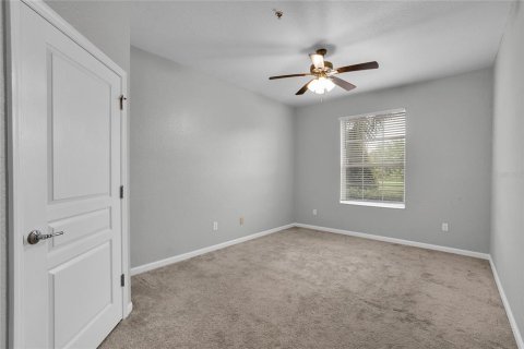 Condo in Davenport, Florida, 3 bedrooms  № 1086110 - photo 8