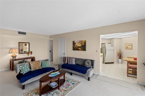 Copropriété à vendre à Aventura, Floride: 1 chambre, 69.58 m2 № 1239933 - photo 3