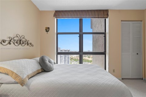 Condo in Aventura, Florida, 1 bedroom  № 1239933 - photo 12