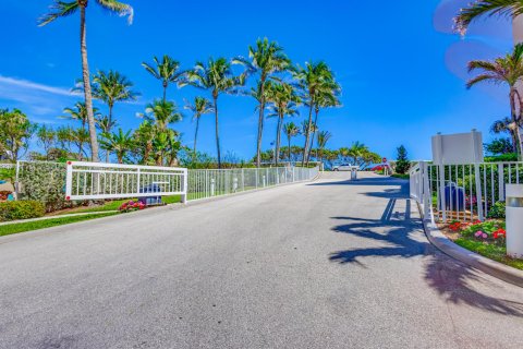 Condo in Jupiter, Florida, 2 bedrooms  № 1068184 - photo 14